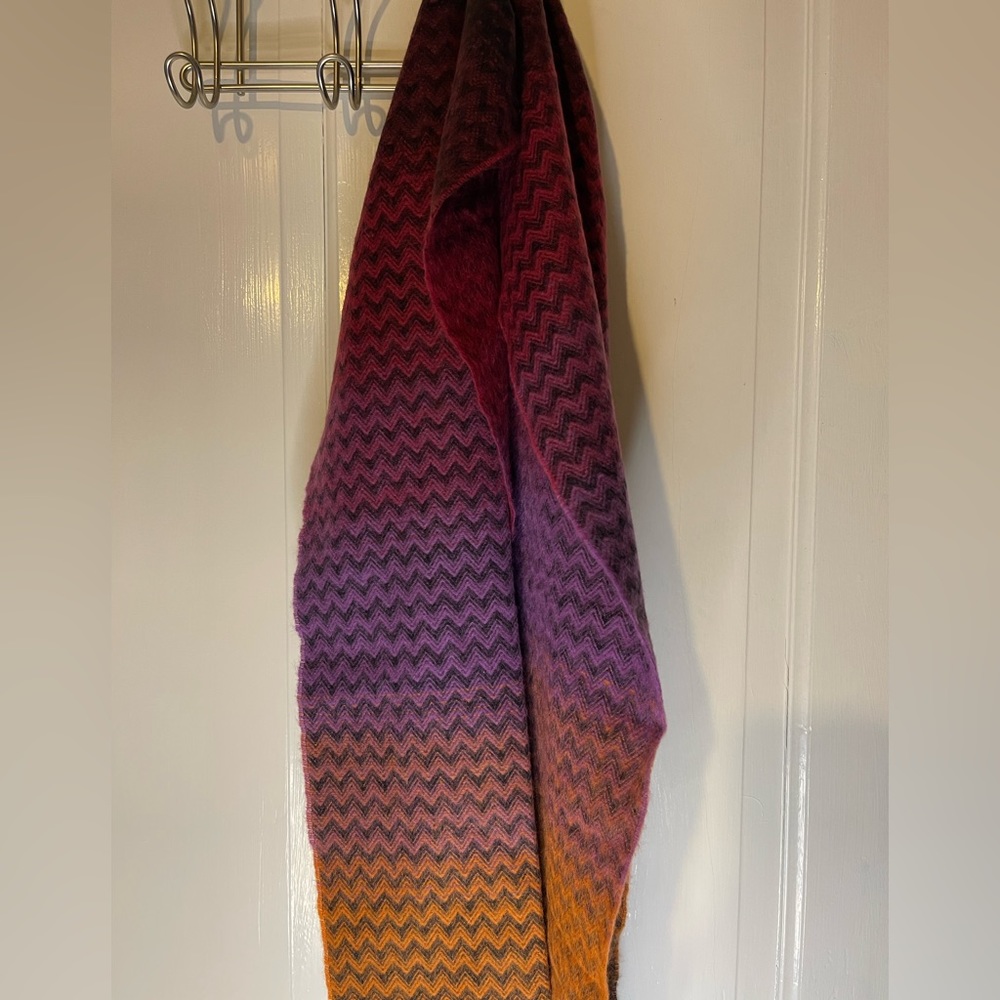 David & Young Softer Than Cashmere? Scarf Purple/Black/Orange/Red